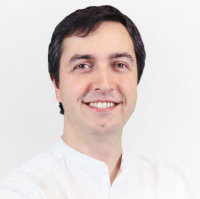 Роман Грушенков