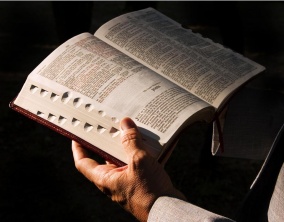 Библейские требования к дьяконам и их обязанности
