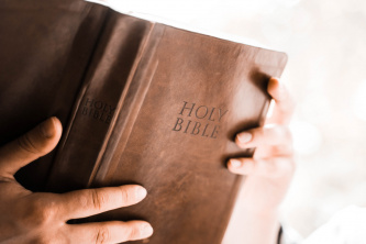 Библия в публичном пространстве